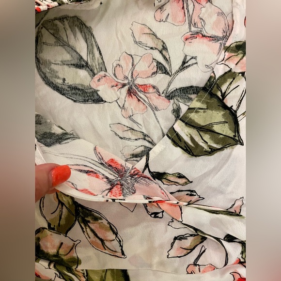 New Guess Long Sleeve Karlotta Blushing Azalea Floral Print Faux Wrap CropTop XS - Picture 8 of 16